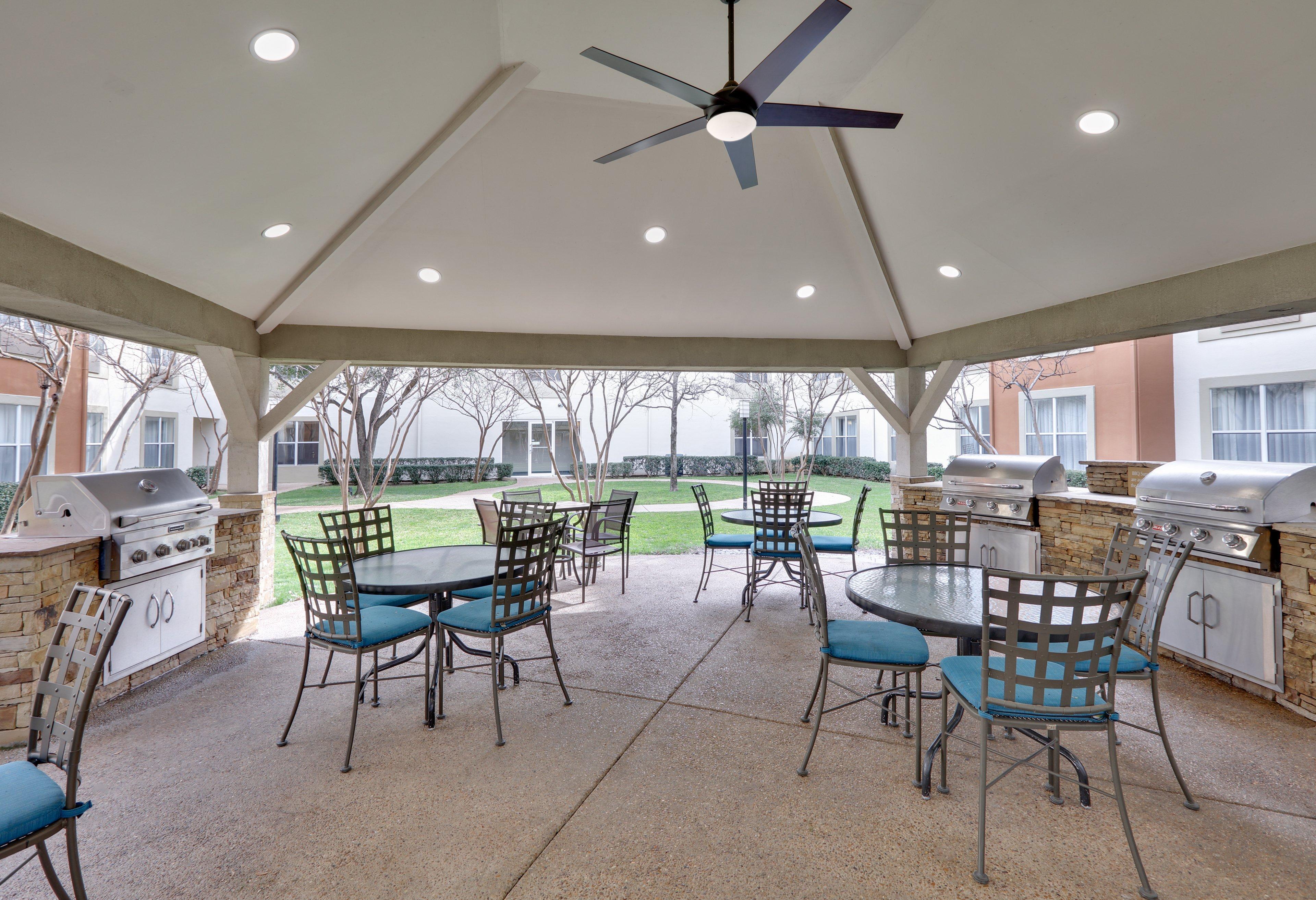 Candlewood Suites Dallas Market Center-Love Field By Ihg Bagian luar foto