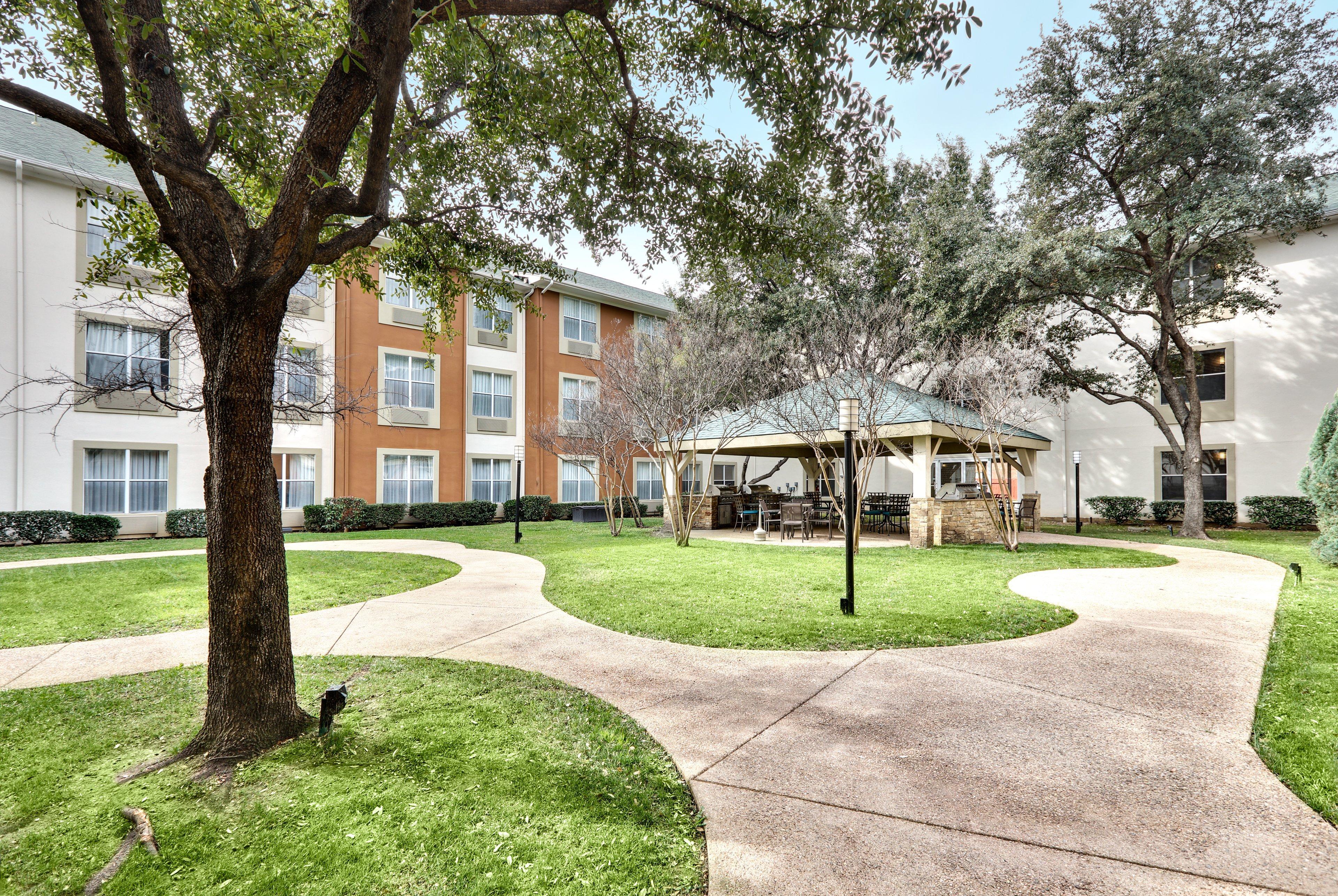 Candlewood Suites Dallas Market Center-Love Field By Ihg Bagian luar foto