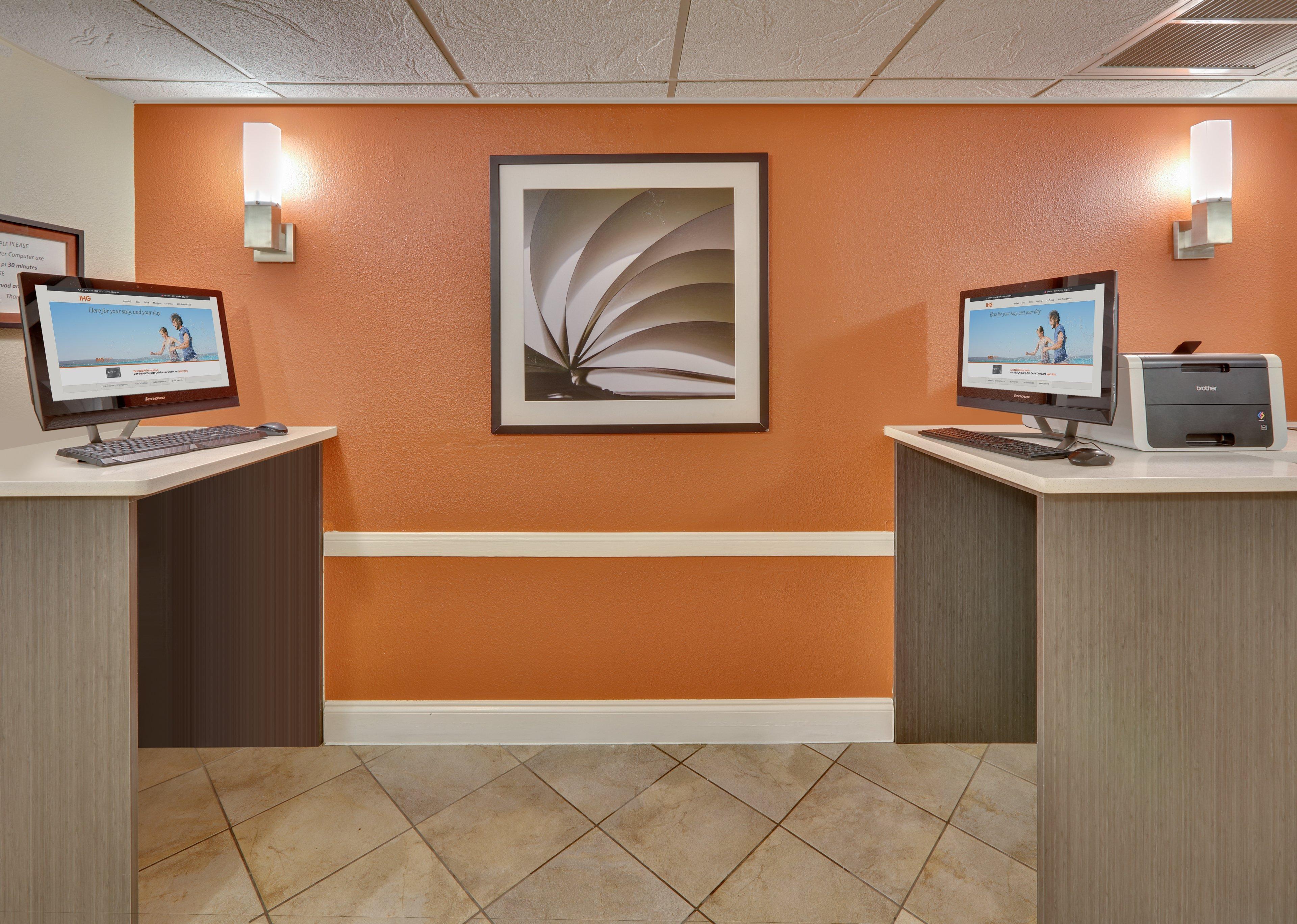 Candlewood Suites Dallas Market Center-Love Field By Ihg Bagian luar foto