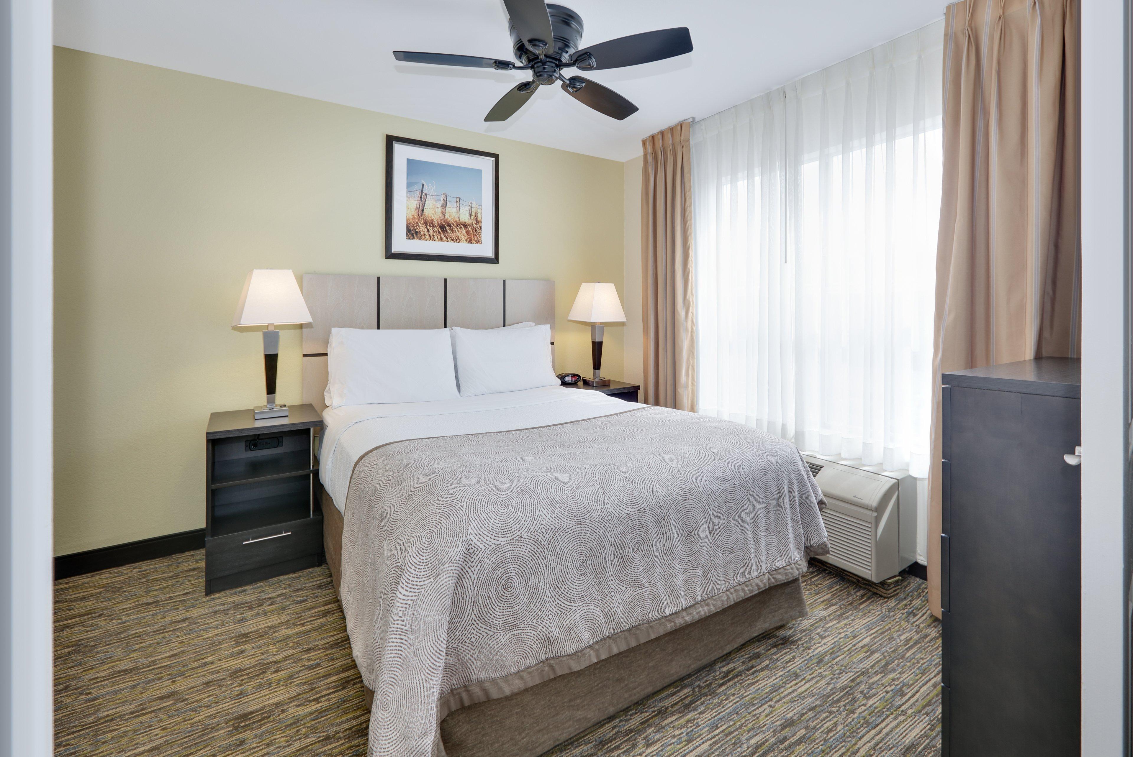 Candlewood Suites Dallas Market Center-Love Field By Ihg Bagian luar foto