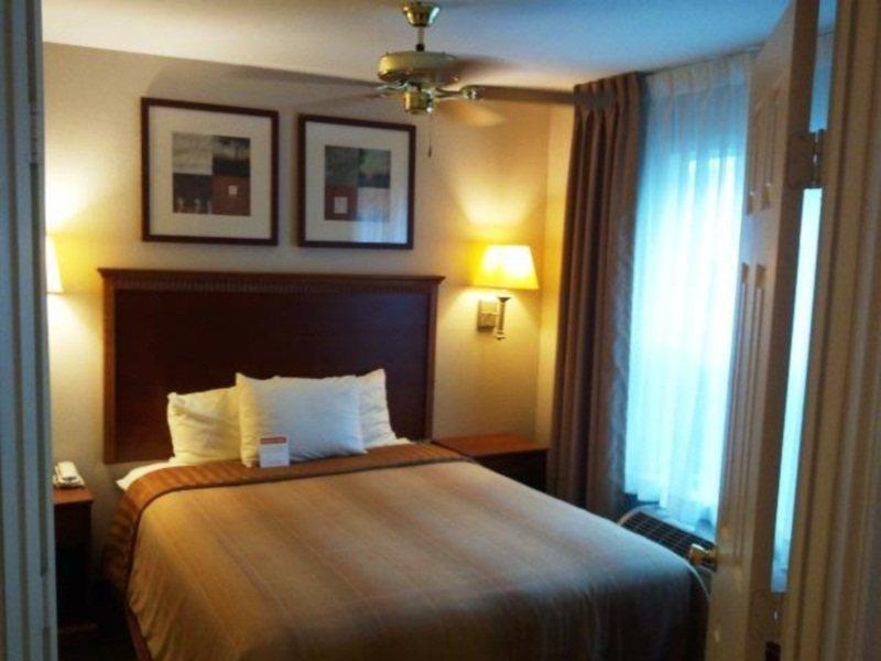 Candlewood Suites Dallas Market Center-Love Field By Ihg Bagian luar foto