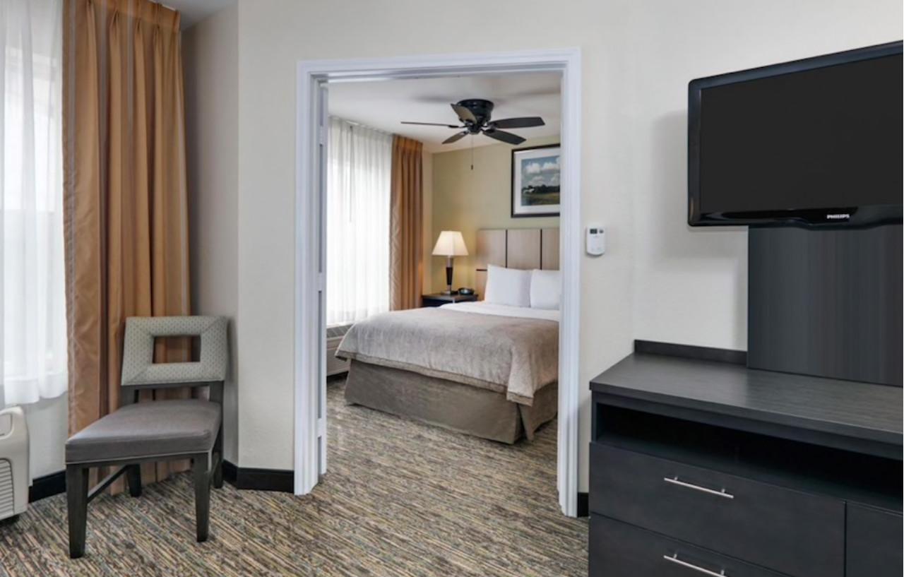 Candlewood Suites Dallas Market Center-Love Field By Ihg Bagian luar foto